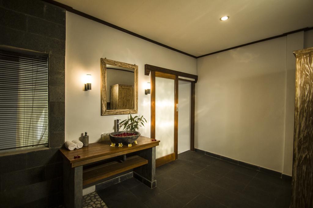 Akusara House Ubud Esterno foto